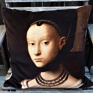 DECORATIVE PILLOW/Portraits Collection/Velvet
